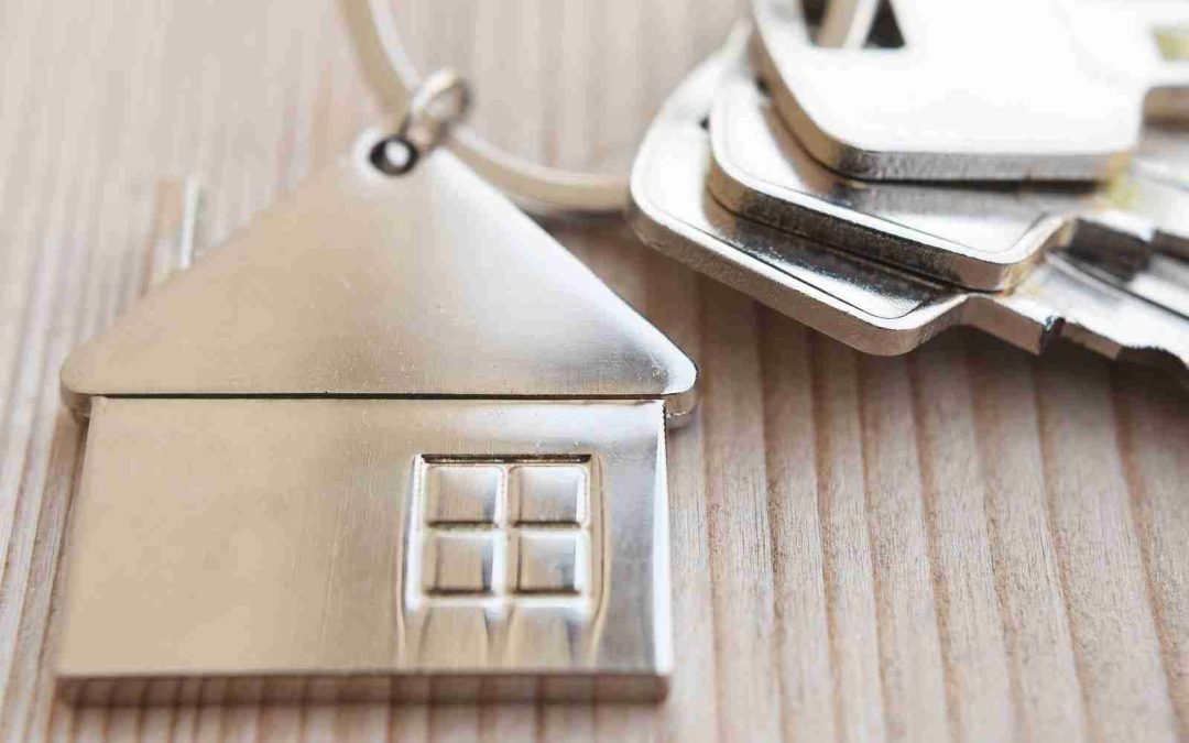 Sal de vacaciones con tranquilidad, dejando tu casa bajo llave